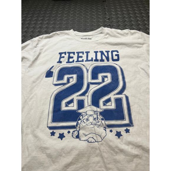 Taylor Swift Feeling 22 White Long Sleeve XL Concert Band Cat Eras Tour Unisex‎ - Picture 2 of 6